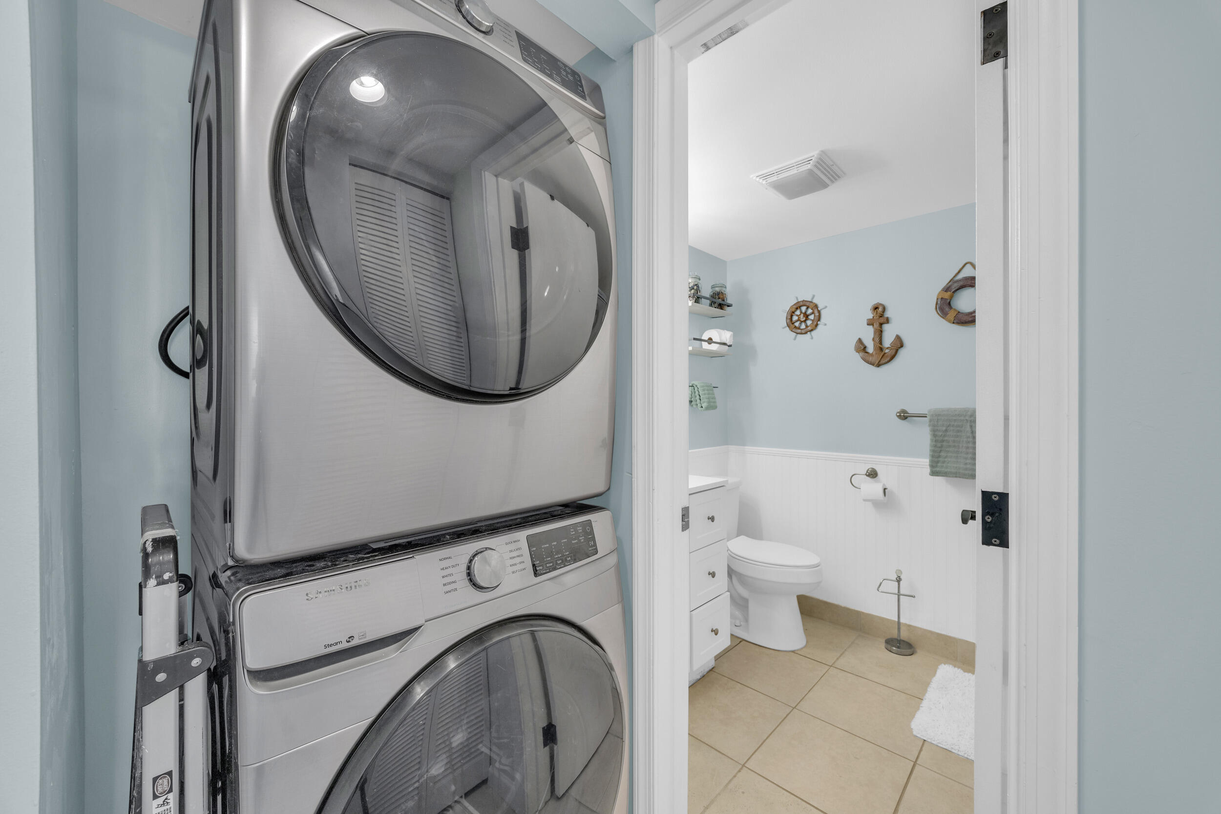 CATAMARAN LL CONDOMINIUM - Residential