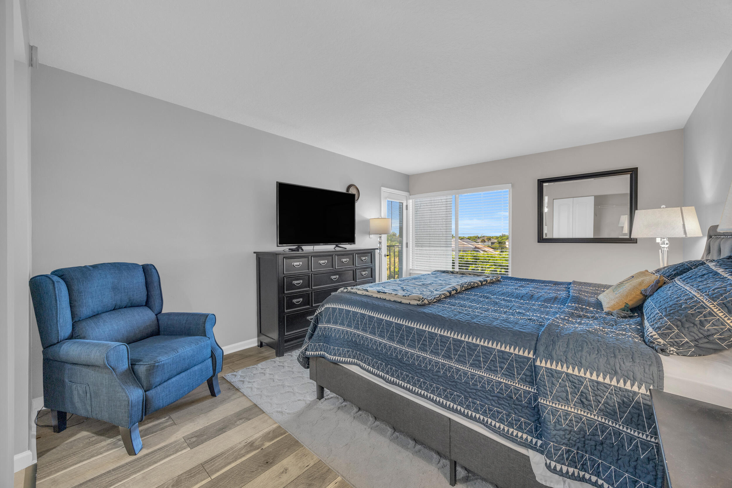 CATAMARAN LL CONDOMINIUM - Residential