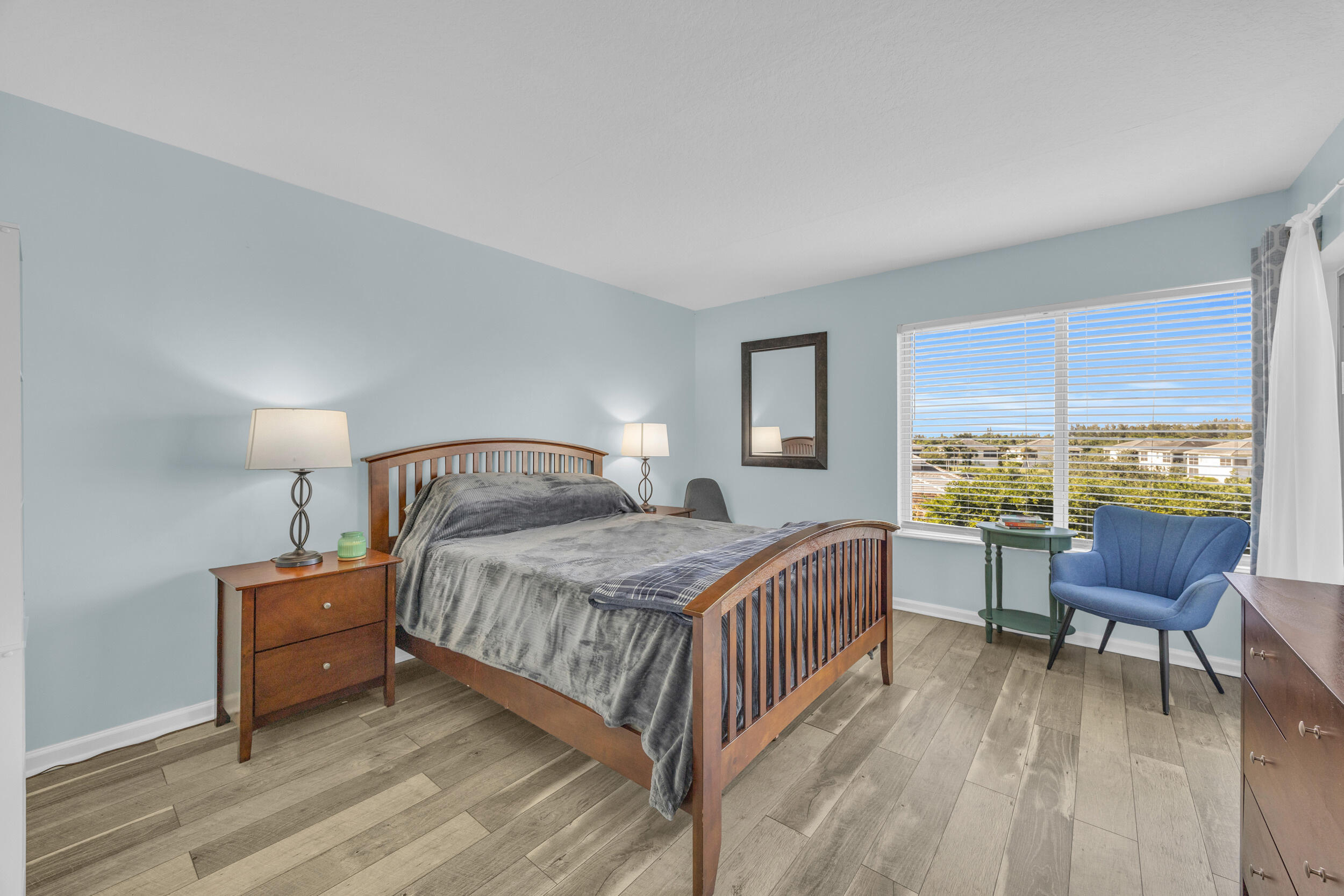 CATAMARAN LL CONDOMINIUM - Residential