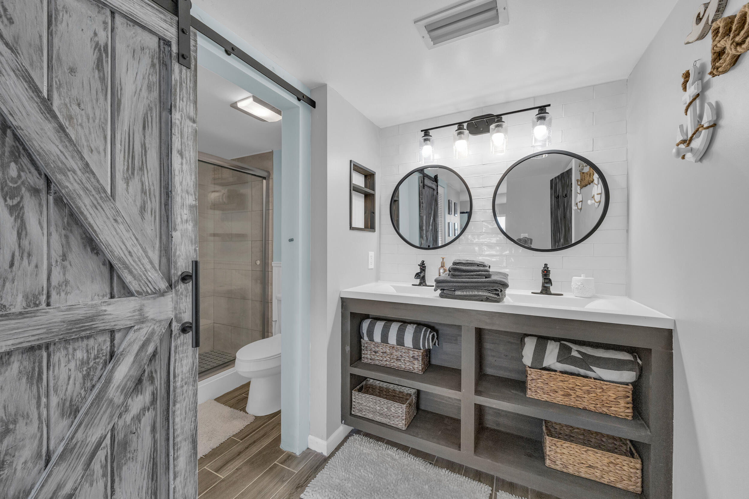 CATAMARAN LL CONDOMINIUM - Residential