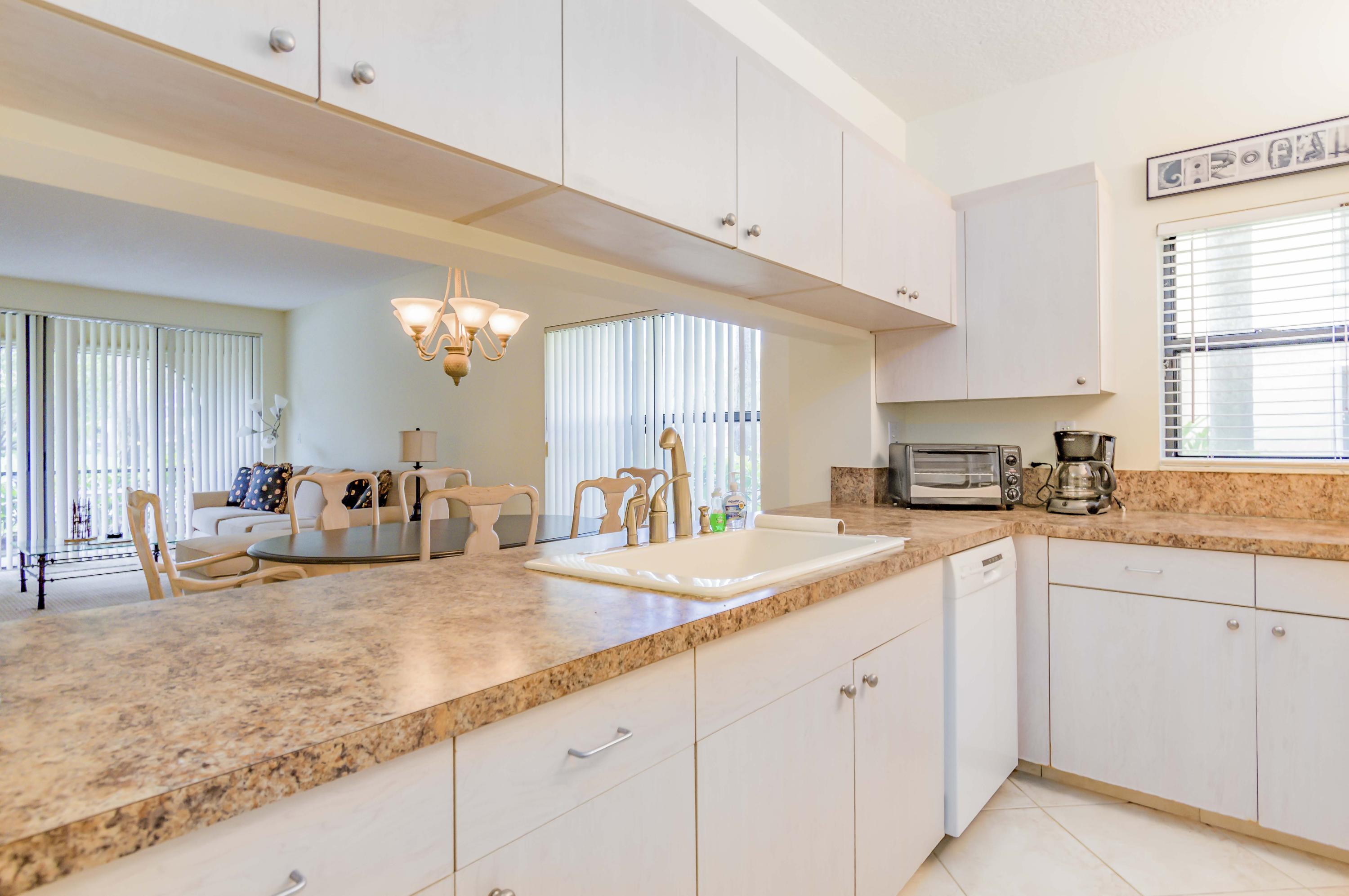 OCEAN TRACE CONDO - Residential