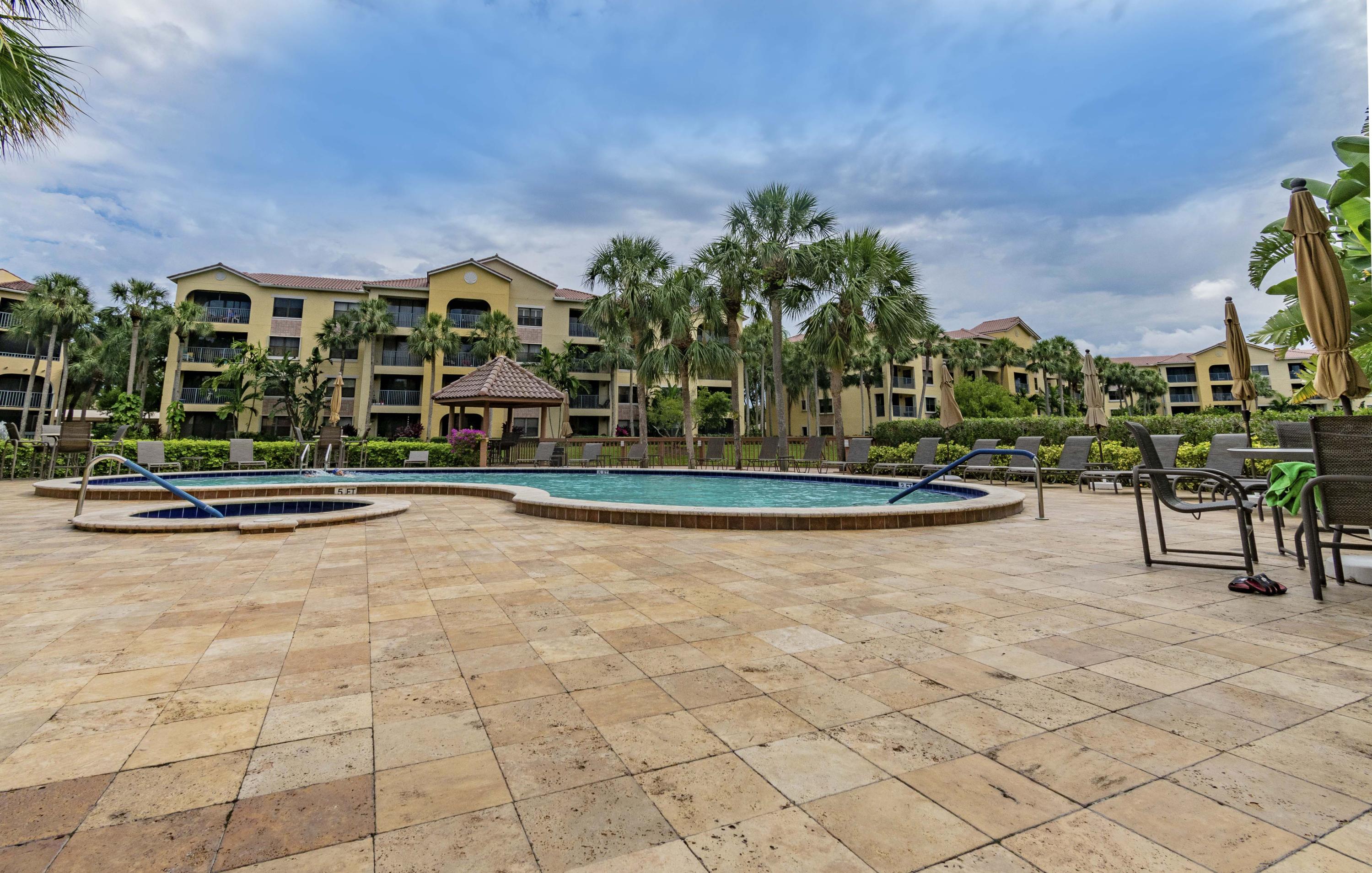 OCEAN TRACE CONDO - Residential