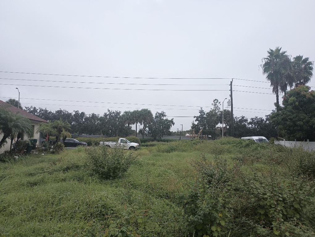 PORT ST LUCIE SECTION 14 - Land