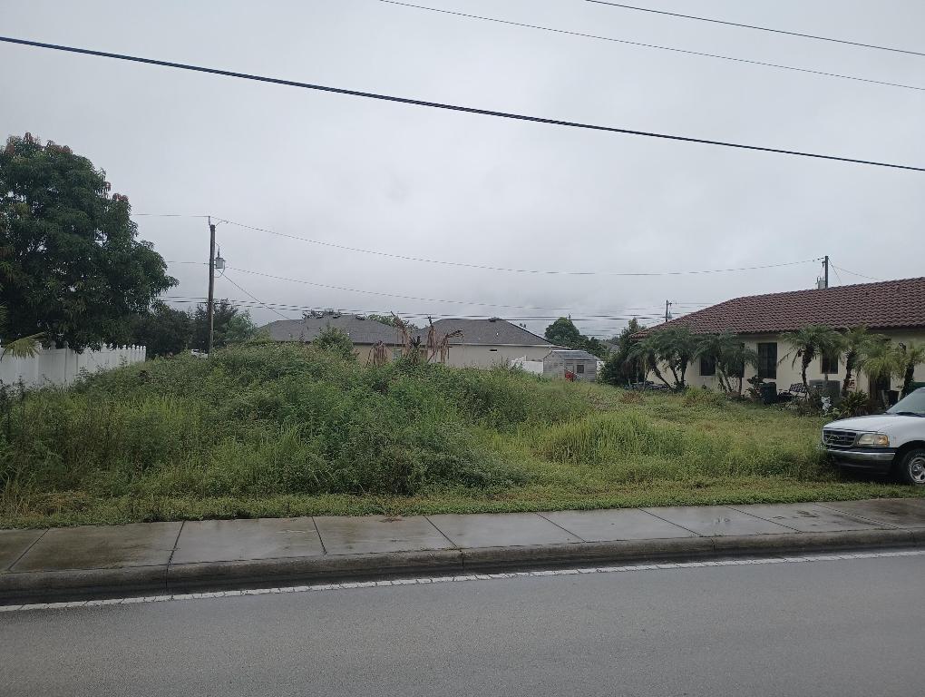 PORT ST LUCIE SECTION 14 - Land