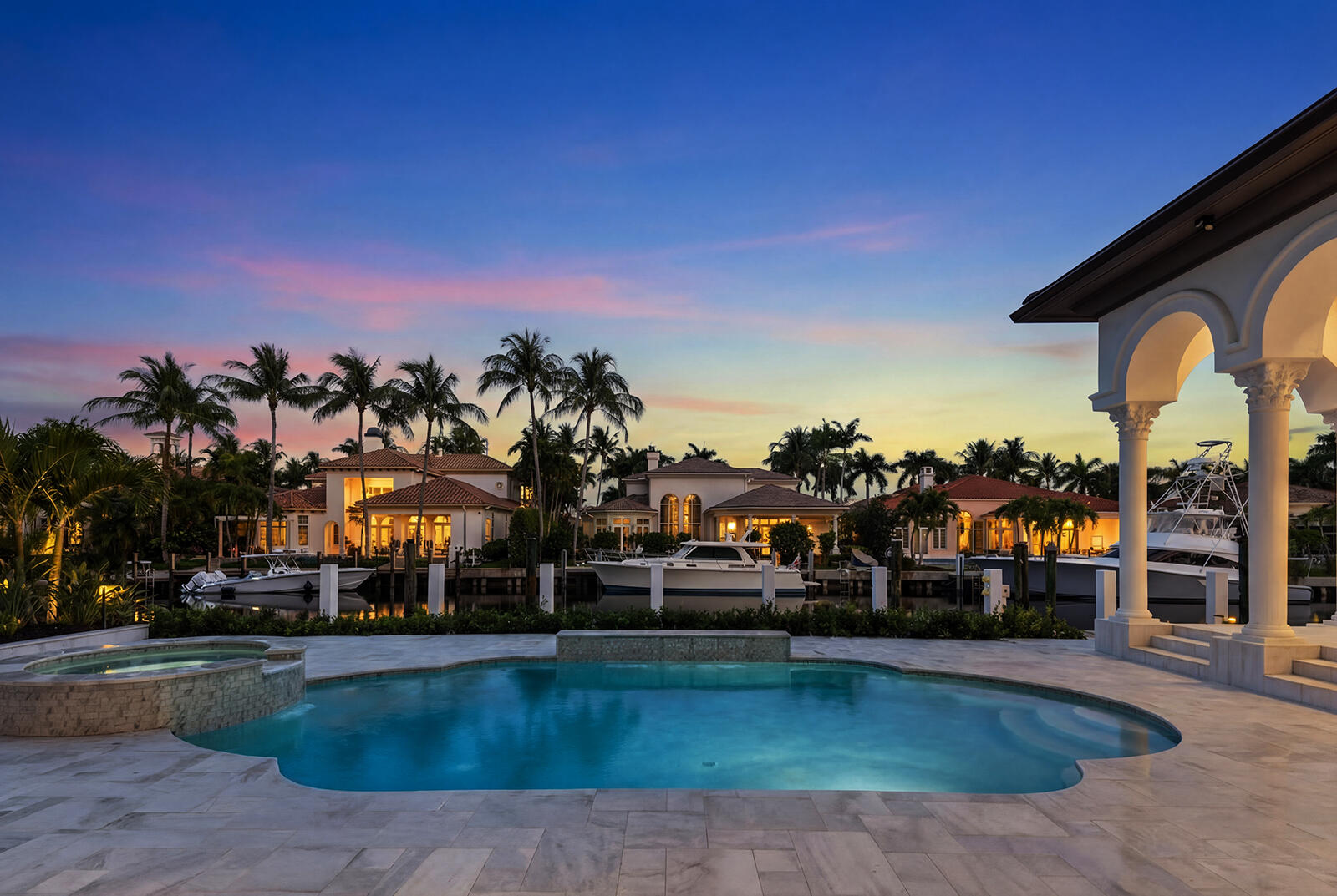 HARBOUR ISLES - Residential