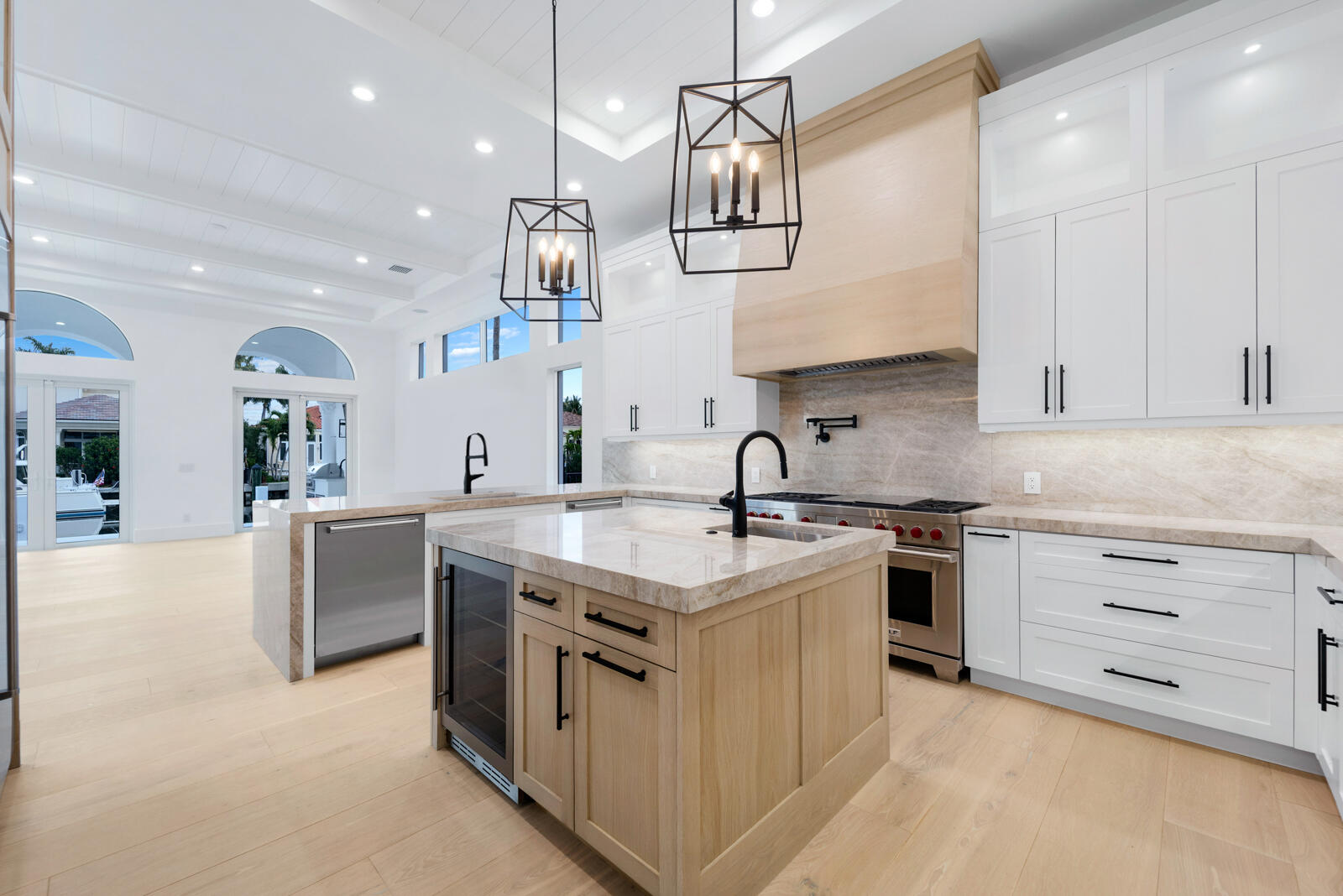 HARBOUR ISLES - Residential