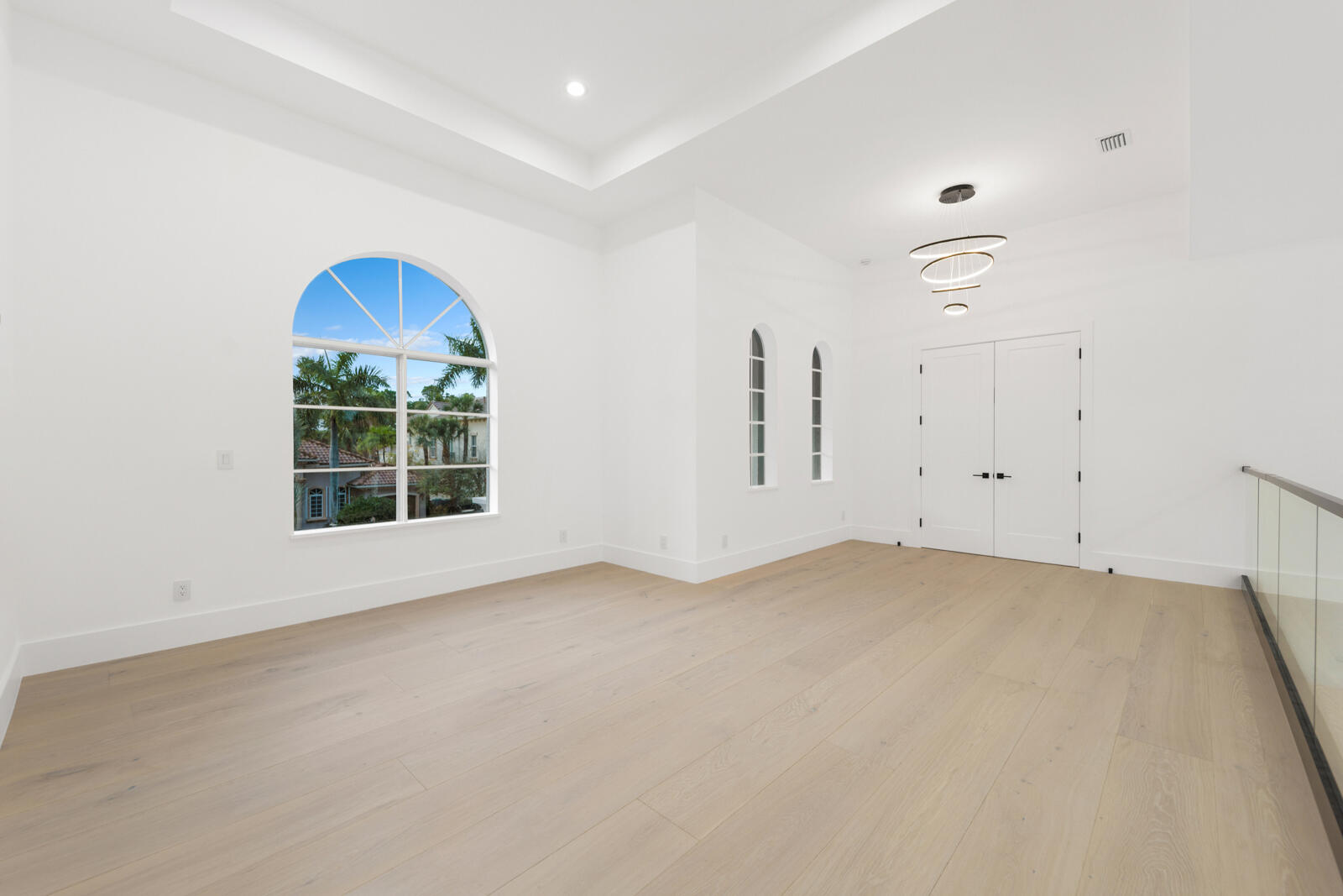 HARBOUR ISLES - Residential