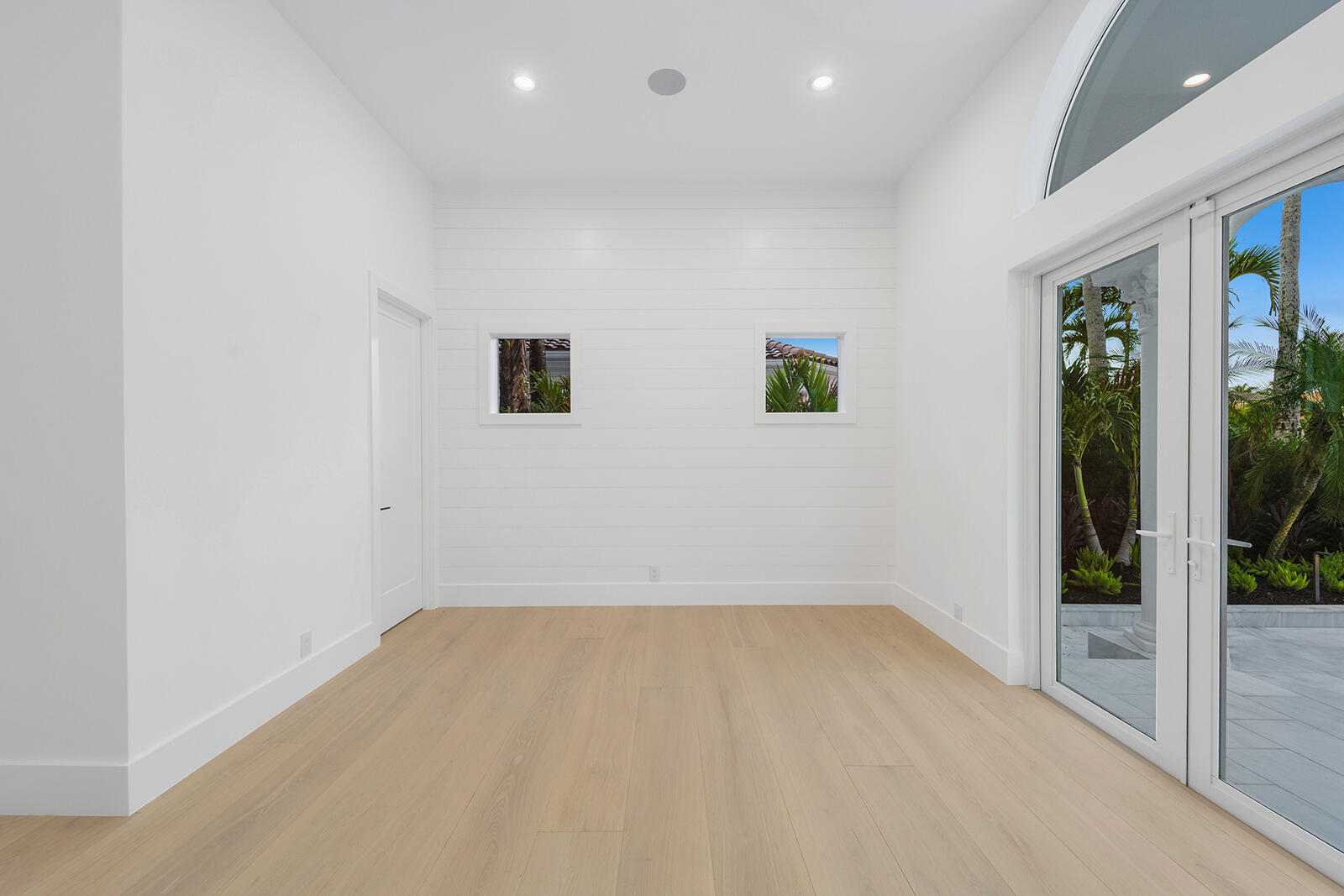 HARBOUR ISLES - Residential