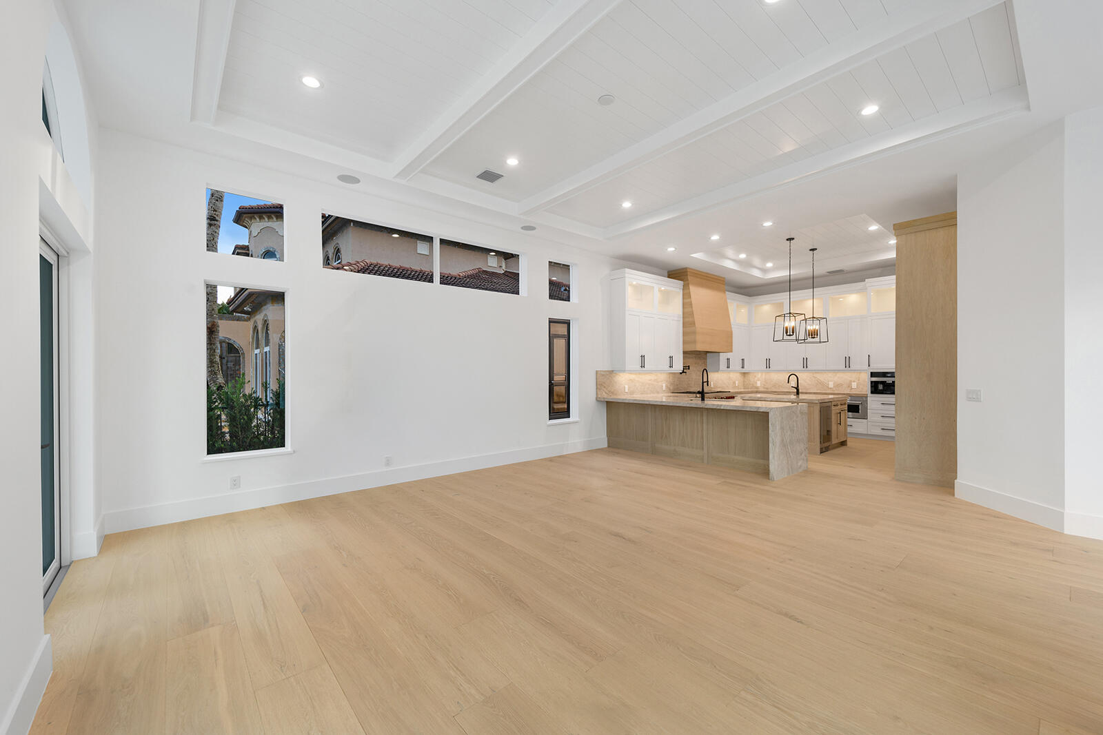 HARBOUR ISLES - Residential