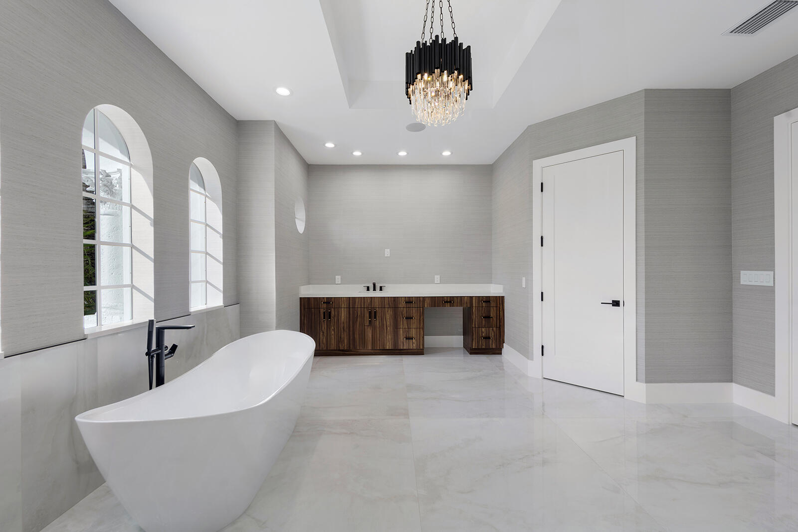 HARBOUR ISLES - Residential