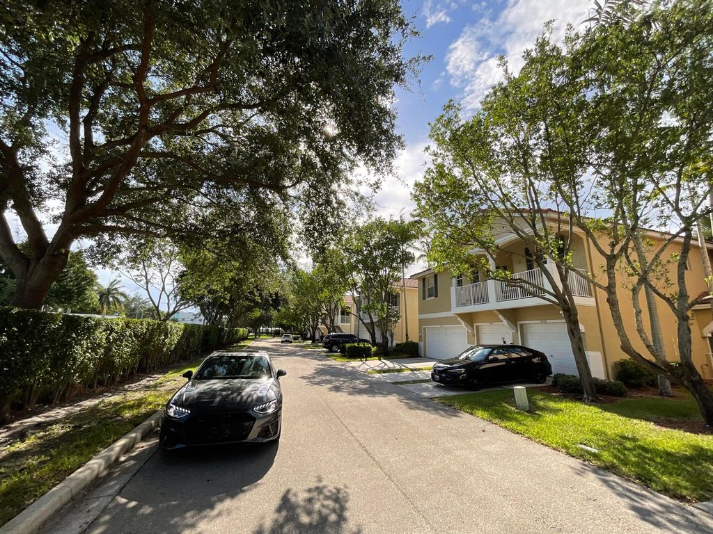 Photo of 4808 W Bexley Park Drive #A, Delray Beach, FL 33445 (MLS # R11102135)