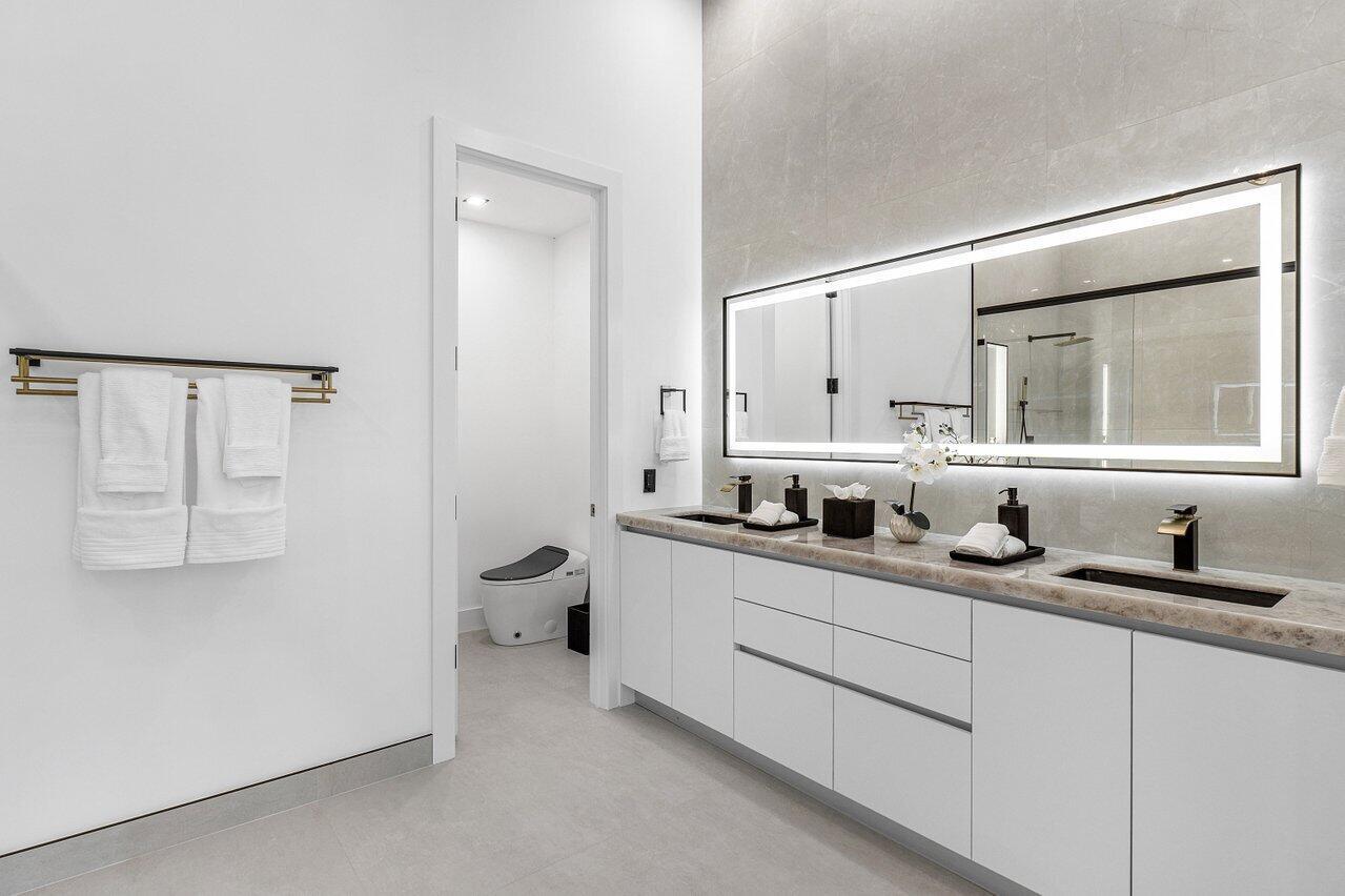 HIDDEN COVE / POLO CLUB - Residential