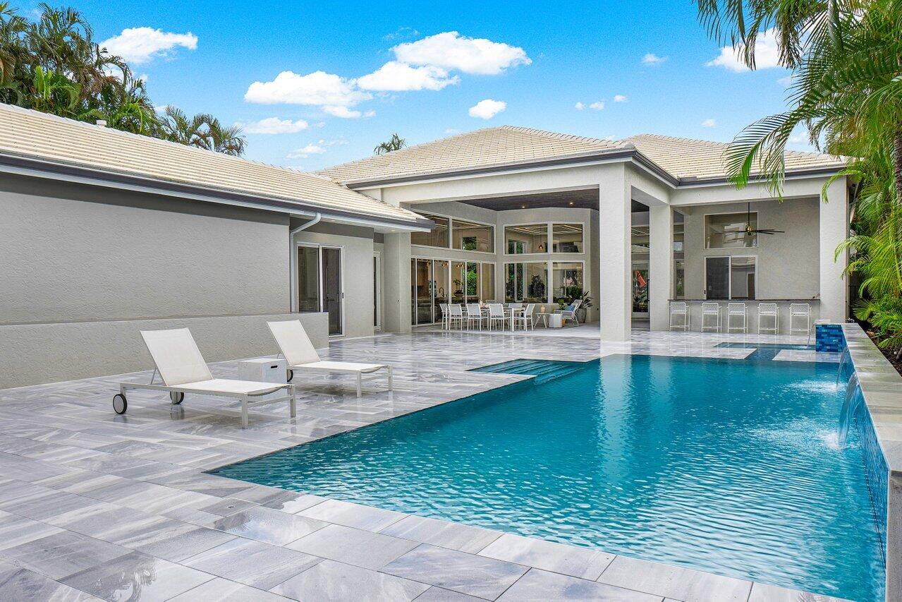 HIDDEN COVE / POLO CLUB - Residential