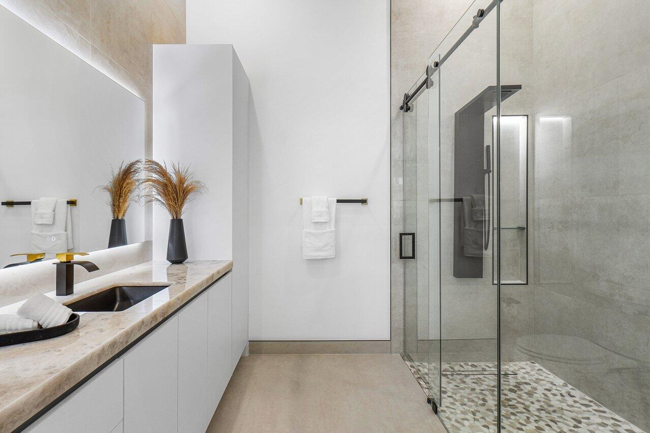 HIDDEN COVE / POLO CLUB - Residential