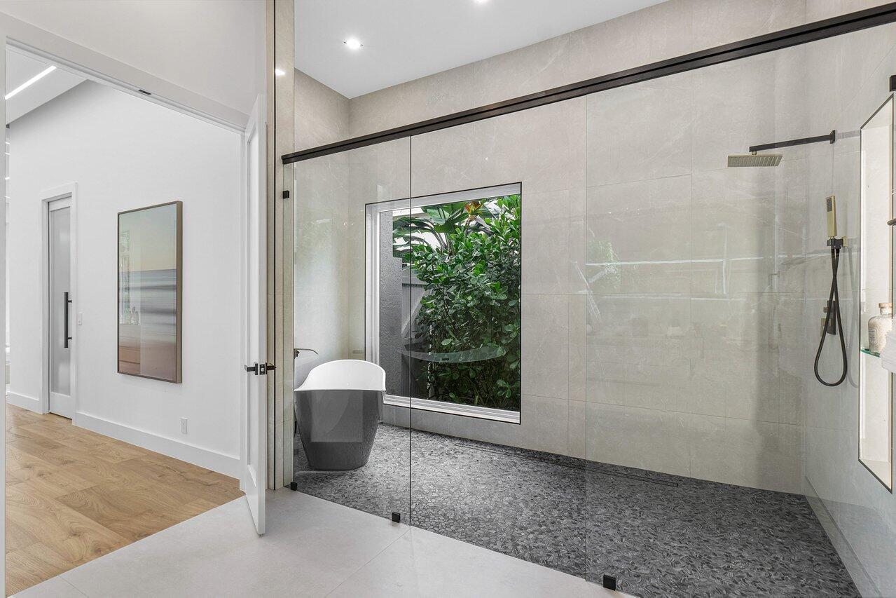 HIDDEN COVE / POLO CLUB - Residential