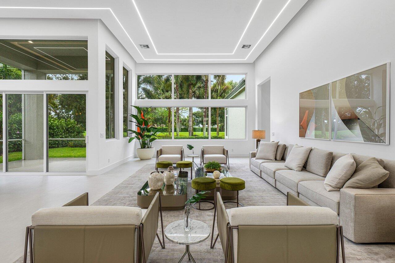 HIDDEN COVE / POLO CLUB - Residential