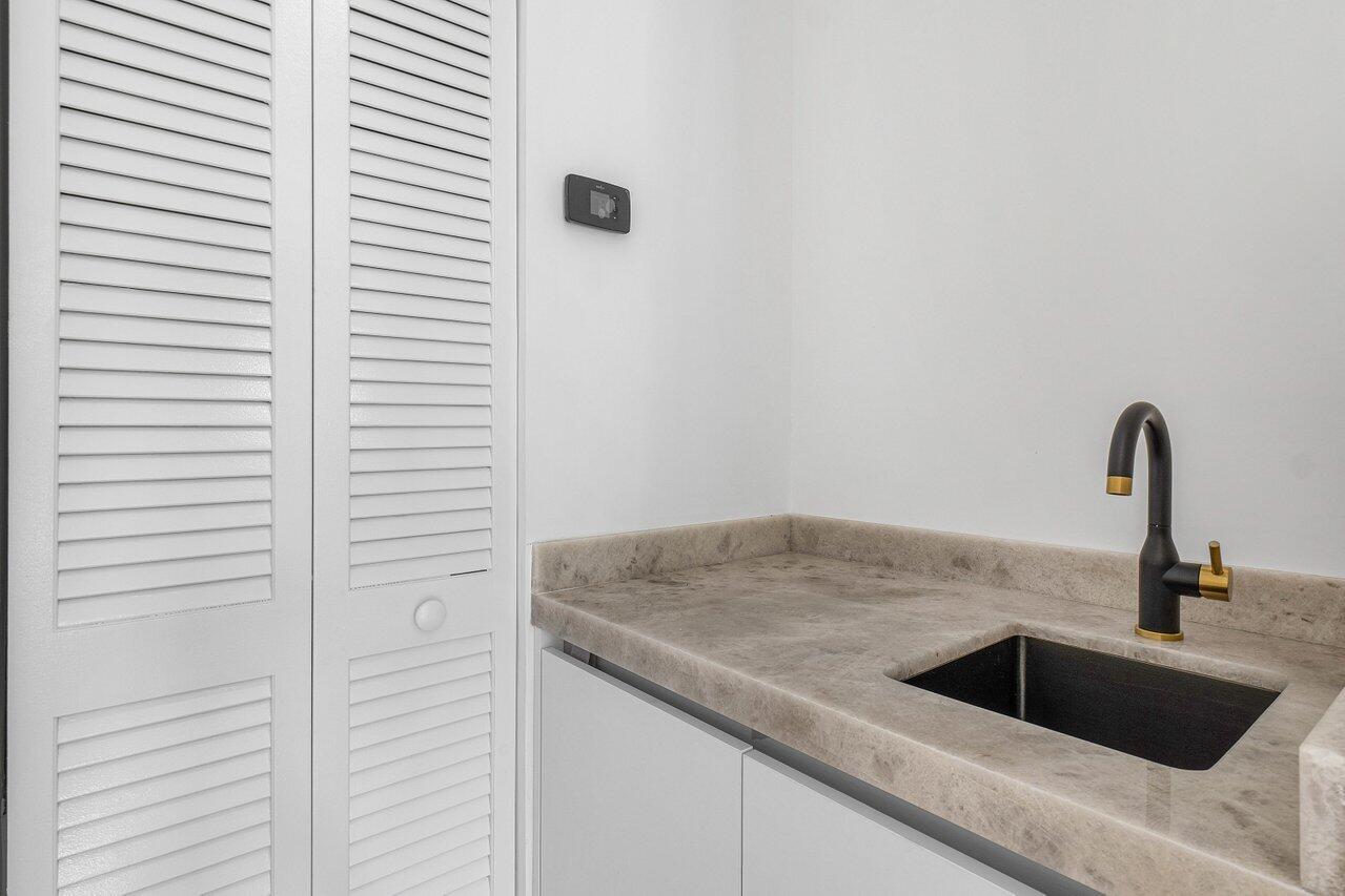 HIDDEN COVE / POLO CLUB - Residential