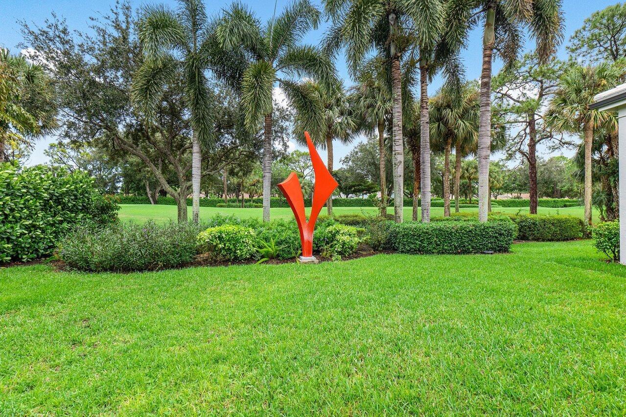 HIDDEN COVE / POLO CLUB - Residential