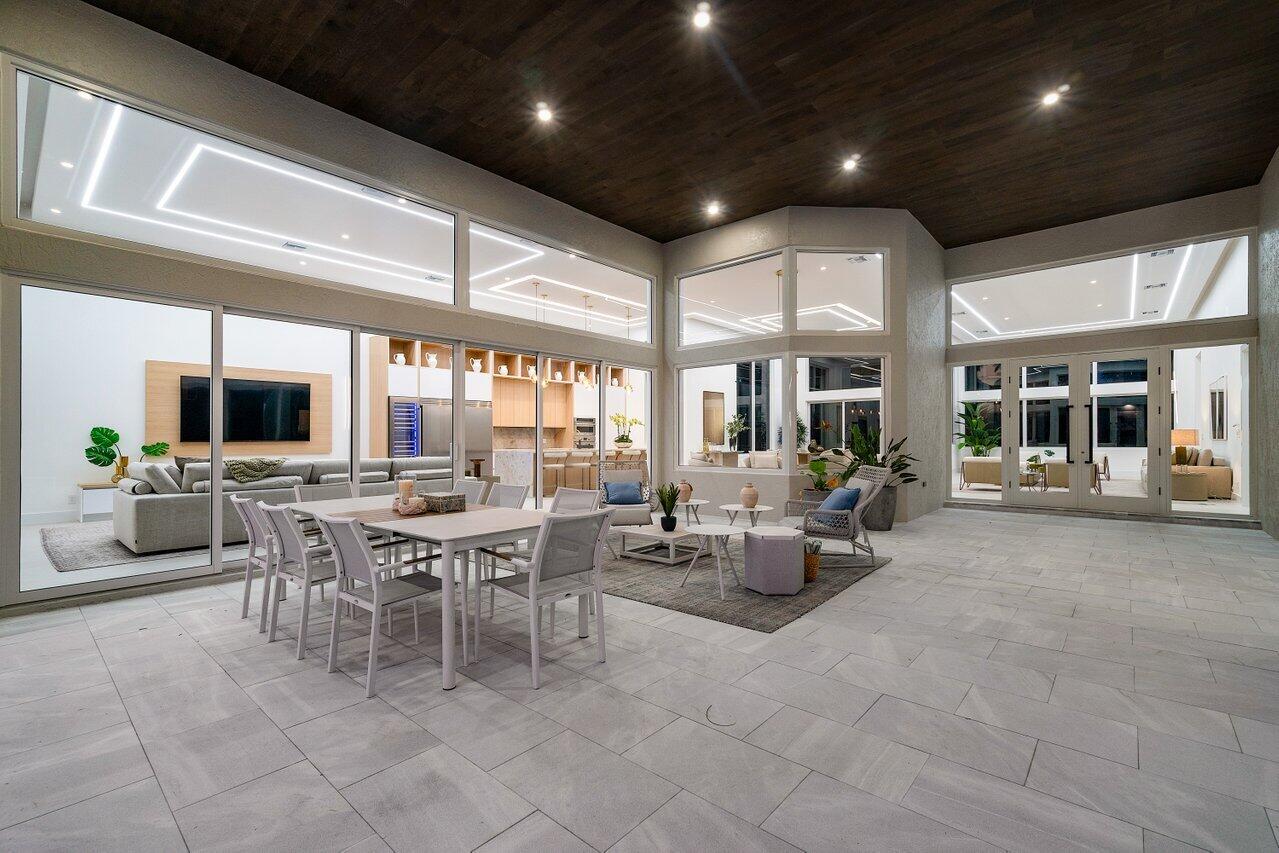 HIDDEN COVE / POLO CLUB - Residential