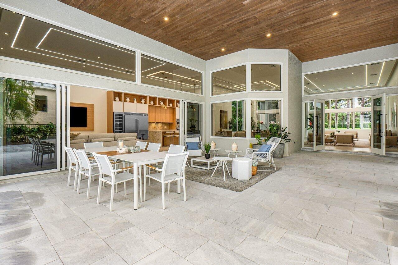 HIDDEN COVE / POLO CLUB - Residential