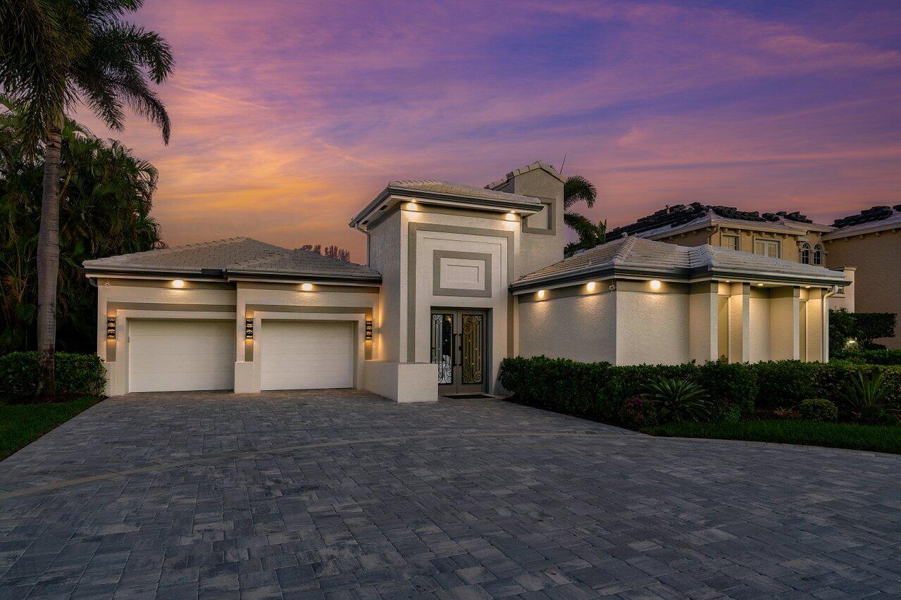 HIDDEN COVE / POLO CLUB - Residential