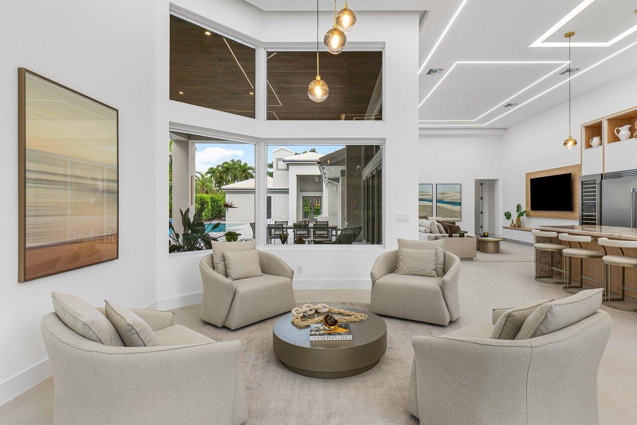 HIDDEN COVE / POLO CLUB - Residential