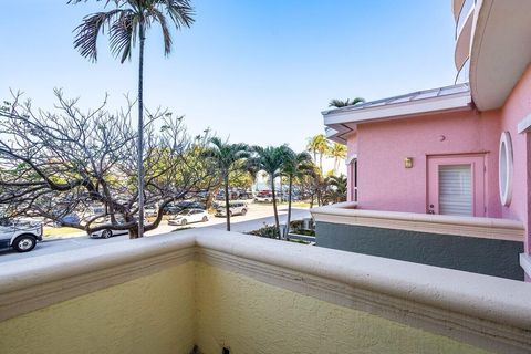 A home in Deerfield Beach