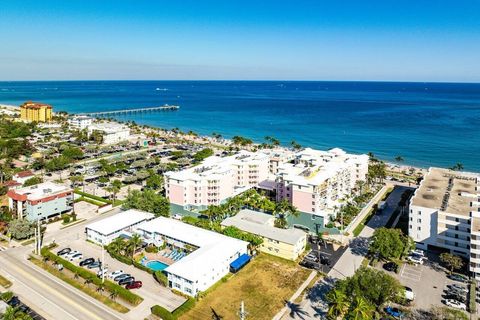 A home in Deerfield Beach