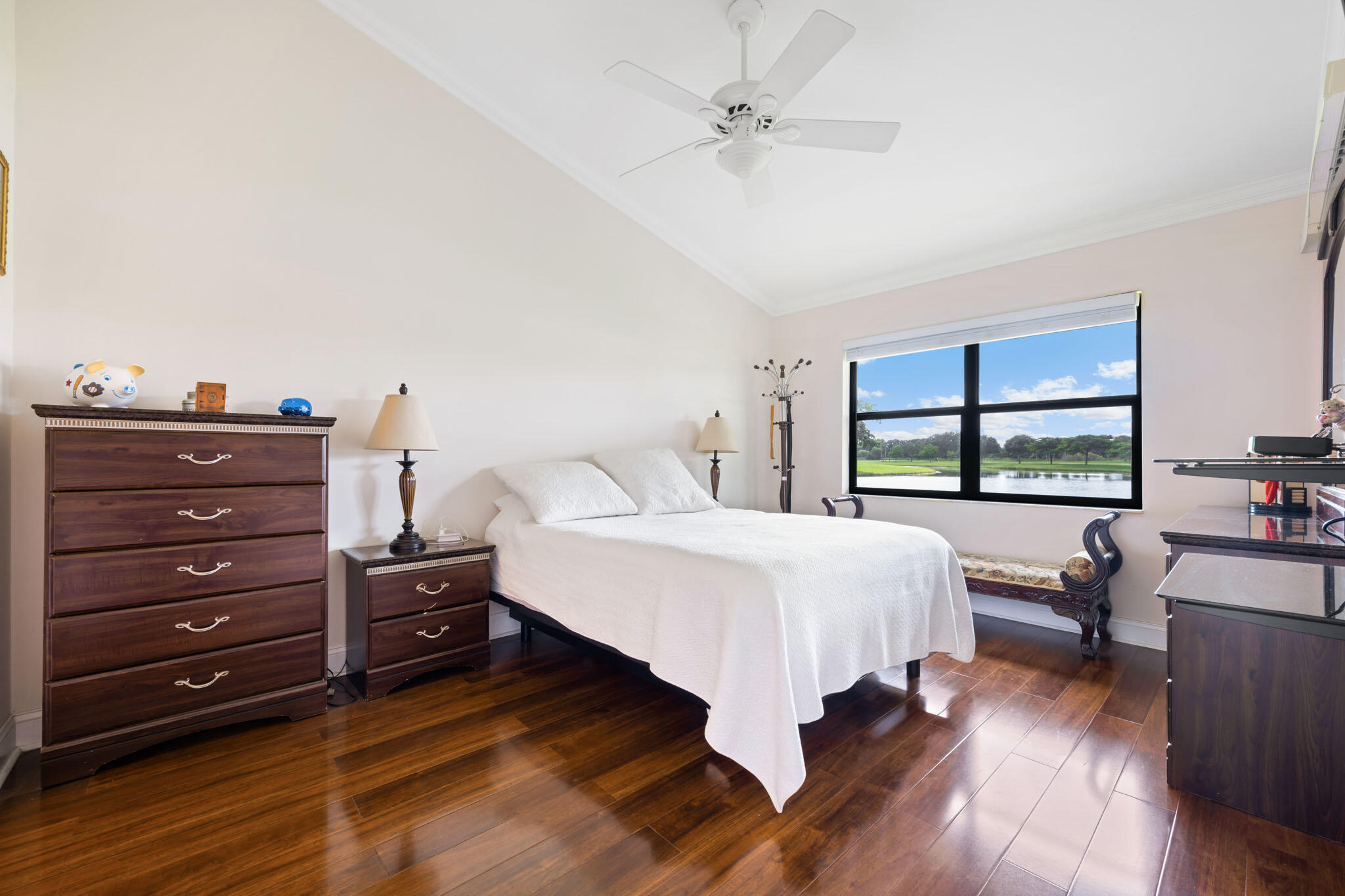 PARKWALK 4 - Residential