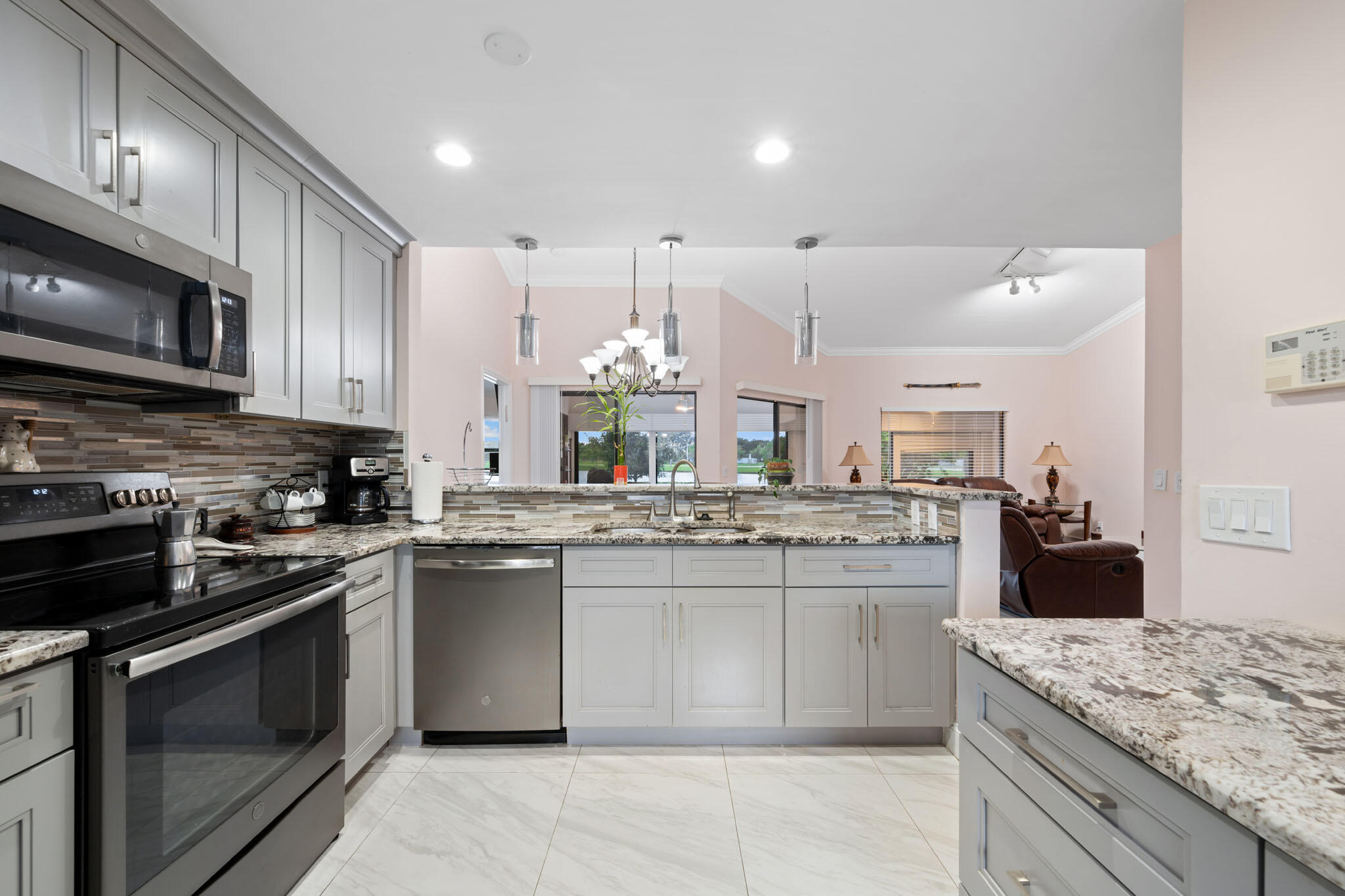 PARKWALK 4 - Residential