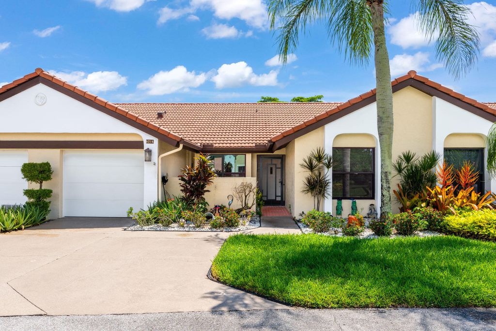 Photo of 8216 Waterline Drive, Boynton Beach, FL 33472 (MLS # B26004228)