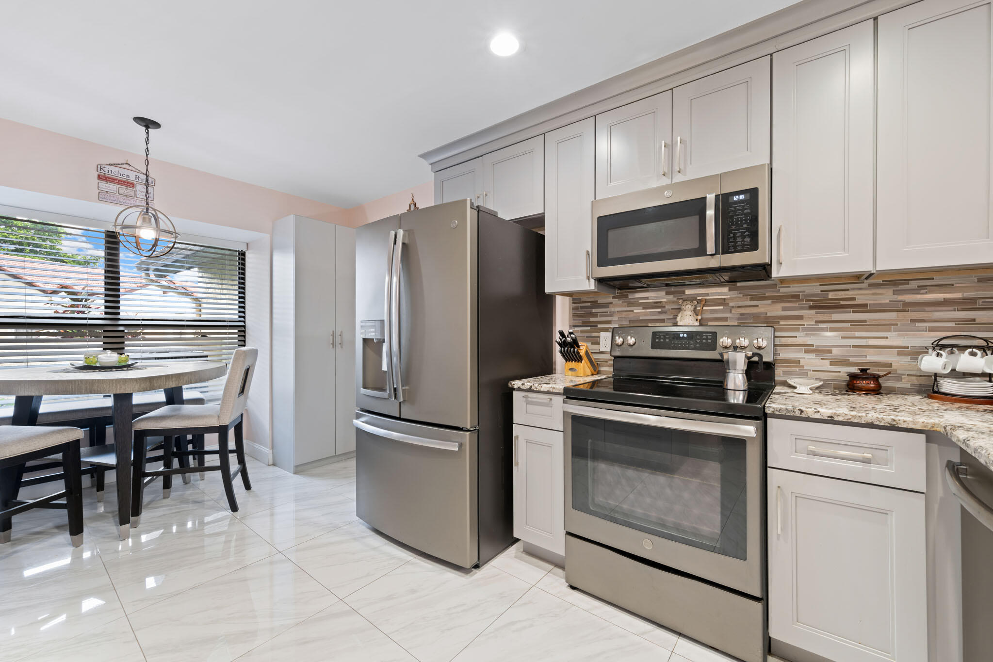 PARKWALK 4 - Residential