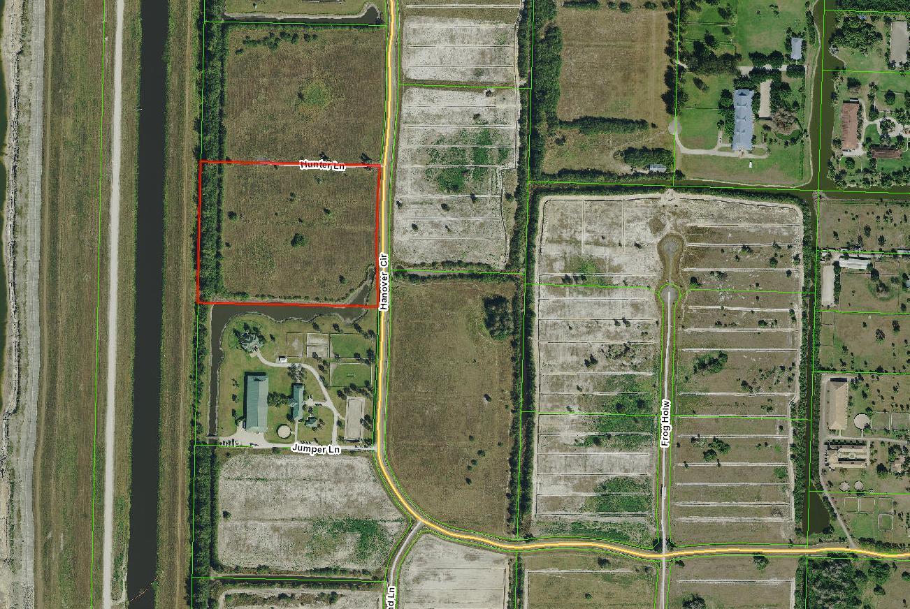A prime location in a gated equestrian subdivision. Ability to build a covered arena and build your custom equestrian estate. Competitively priced and just minutes to all of Wellington's equestrian venues.