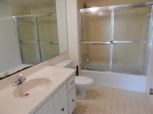 HILLSBORO LANDINGS 2 - Residential