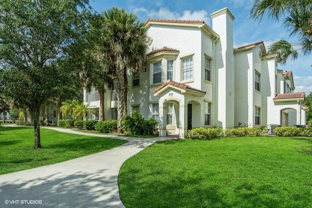 Photo of 533 SE Kitching Circle, Stuart, FL 34994 (MLS # R10795818)