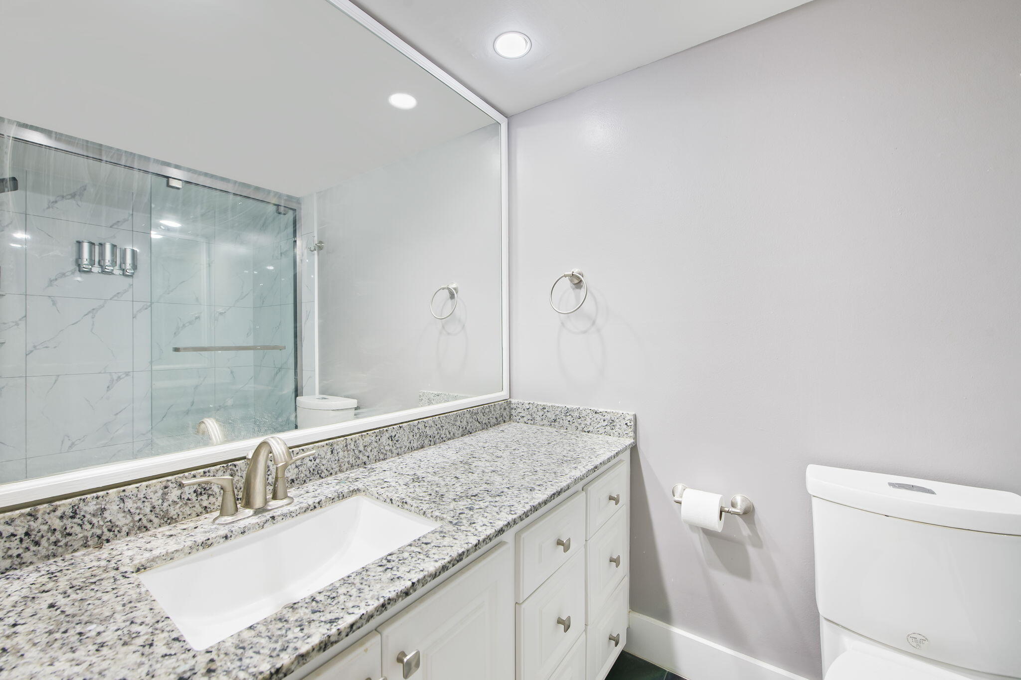 NO 104 PALM-AIRE COUNTRY CLUB - Residential