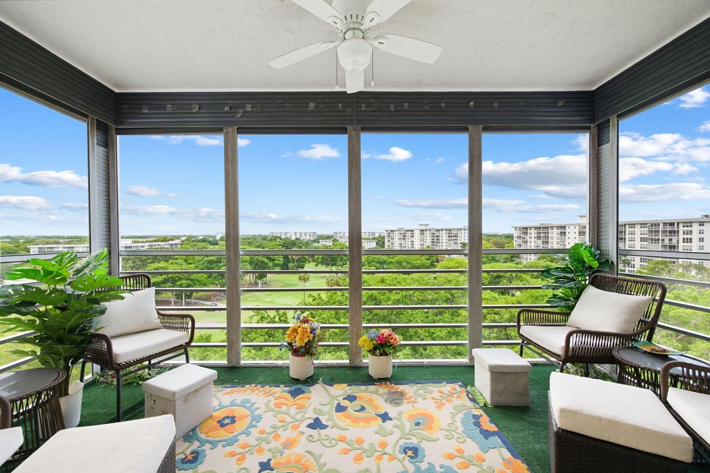 Photo of 4015 W Palm Aire Drive, Pompano Beach, FL 33069 (MLS # B26029670)