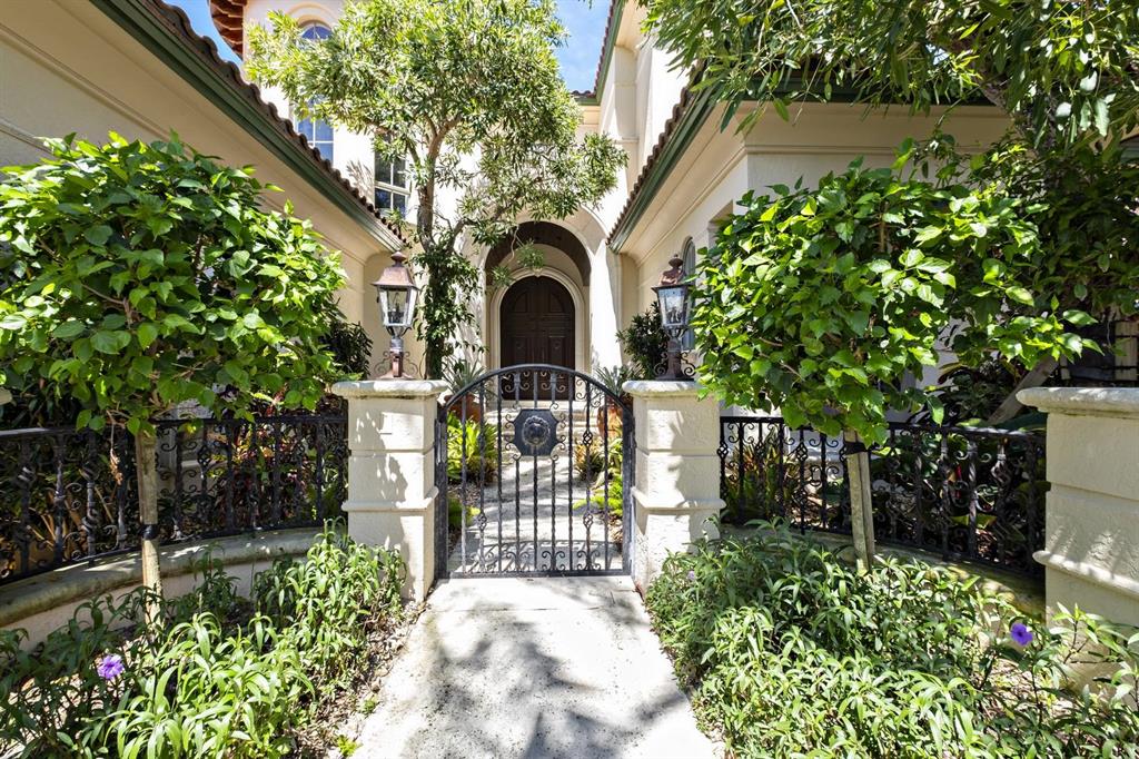 SAILFISH POINT PLAT 15 & 15A - Residential