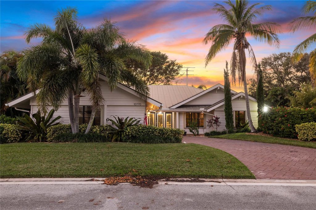 Photo of 10770 SE Jupiter Narrows Drive, Hobe Sound, FL 33455 (MLS # F10416085)