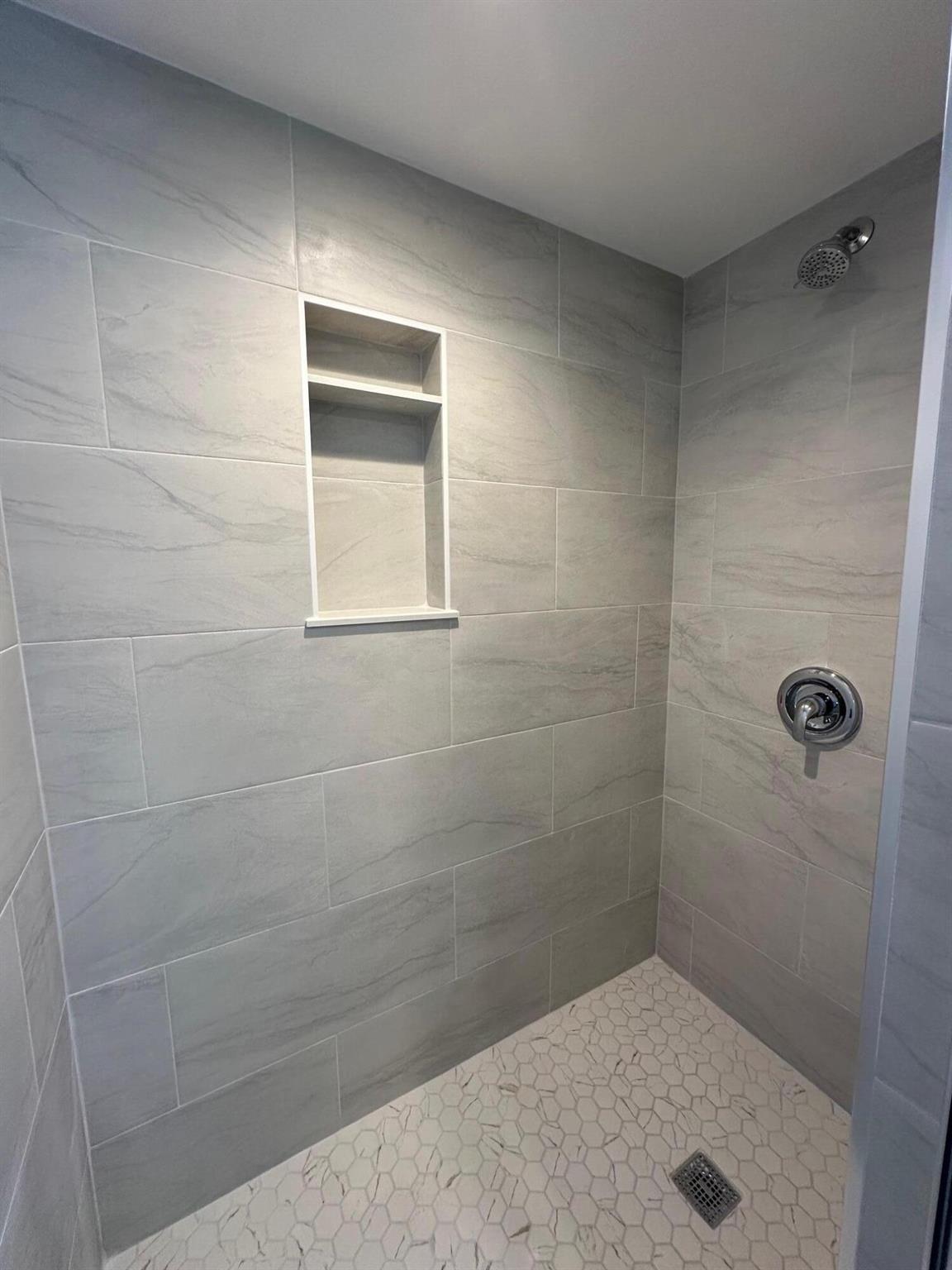 FAIRWINDS COVE CONDO - Residential Lease