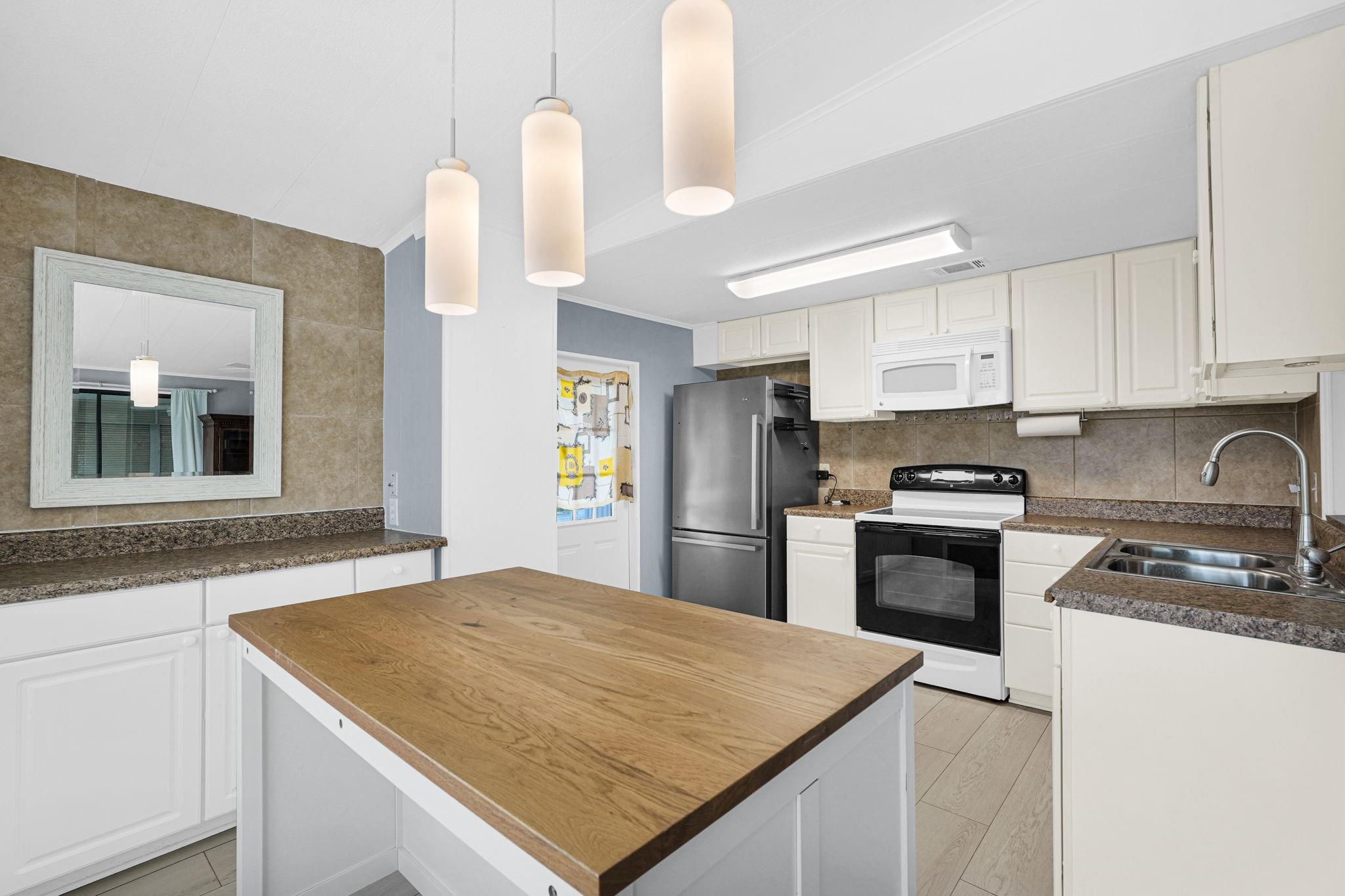 Sunny South Estates - Residential