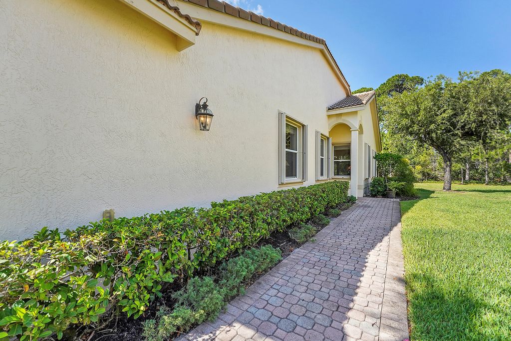 Photo of 8149 Carnoustie Place, Port Saint Lucie, FL 34986 (MLS # R10994220)