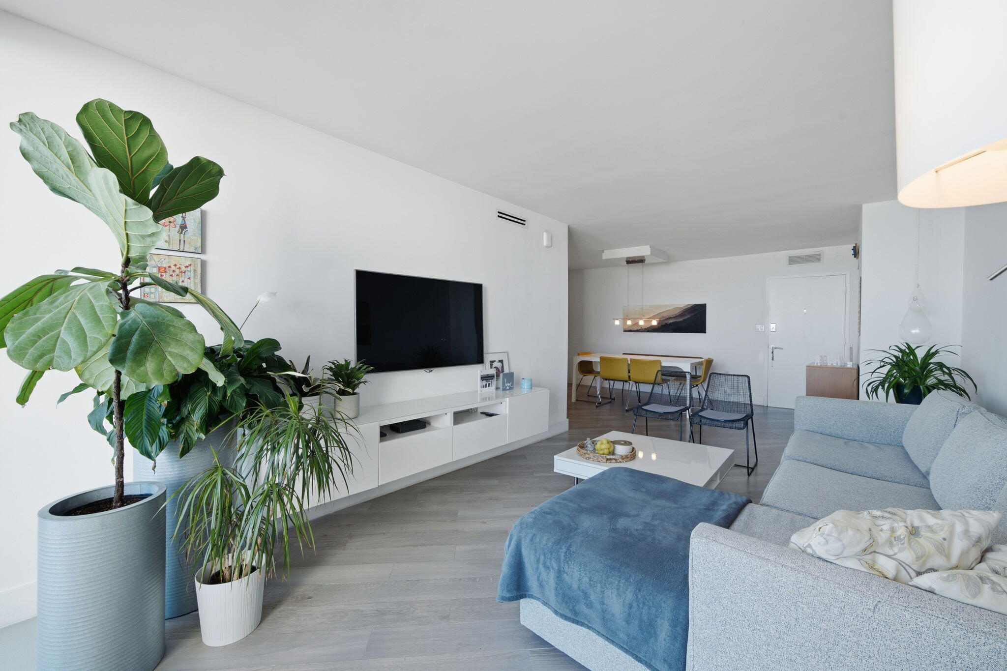 3180 S Ocean Drive 304