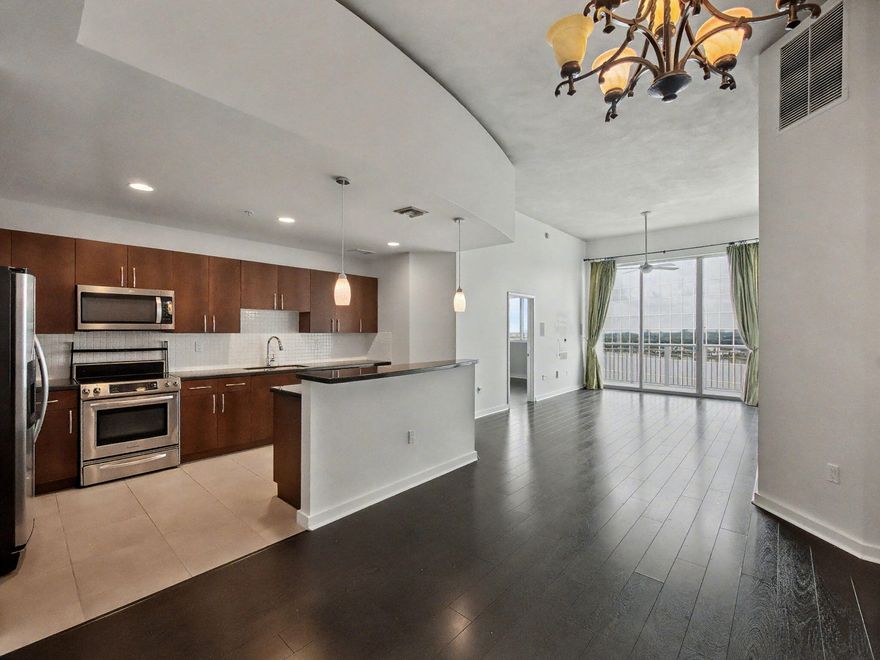 Top floor of The Edge in the heart of Downtown West Palm Beach, this freshly painted, loft-style 2bed, 2bath delivers the ultimate blend of industrial design and modern comfort. With desirable north facing exposure, the condo is filled with incredible natural light. The open floor plan showcases city skyline views and offers the perfect space for both entertaining and everyday living. Rarely available and highly coveted true luxury in downtown living.Residents enjoy resort-style amenities including a pool and spa, state-of-the-art fitness center, stylish clubhouse with billiards, business center, BBQ grills, hot tub, and even a dedicated pet walk area. This building offers flexibility and convenience. Immerse yourself in one of South Florida's most vibrant neighborhoods. Just moments from CityPlace, Clematis Street, the Kravis Center, Palm Beach County Convention Center, Norton Museum, premier dining, cafés, shopping, nightlife, and year-round cultural events.
Commuting and travel are effortless with close proximity to PBI Airport, Brightline high-speed rail, I-95, the Intracoastal Waterway, Palm Beach Island, Worth Avenue, pristine beaches, and world-class golf.