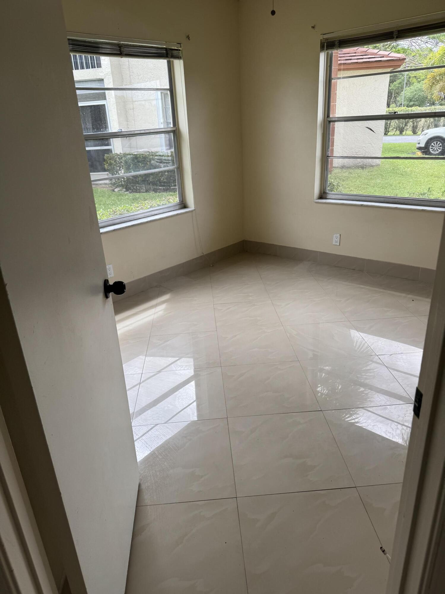 ROSEWOOD CONDO - Residential Lease