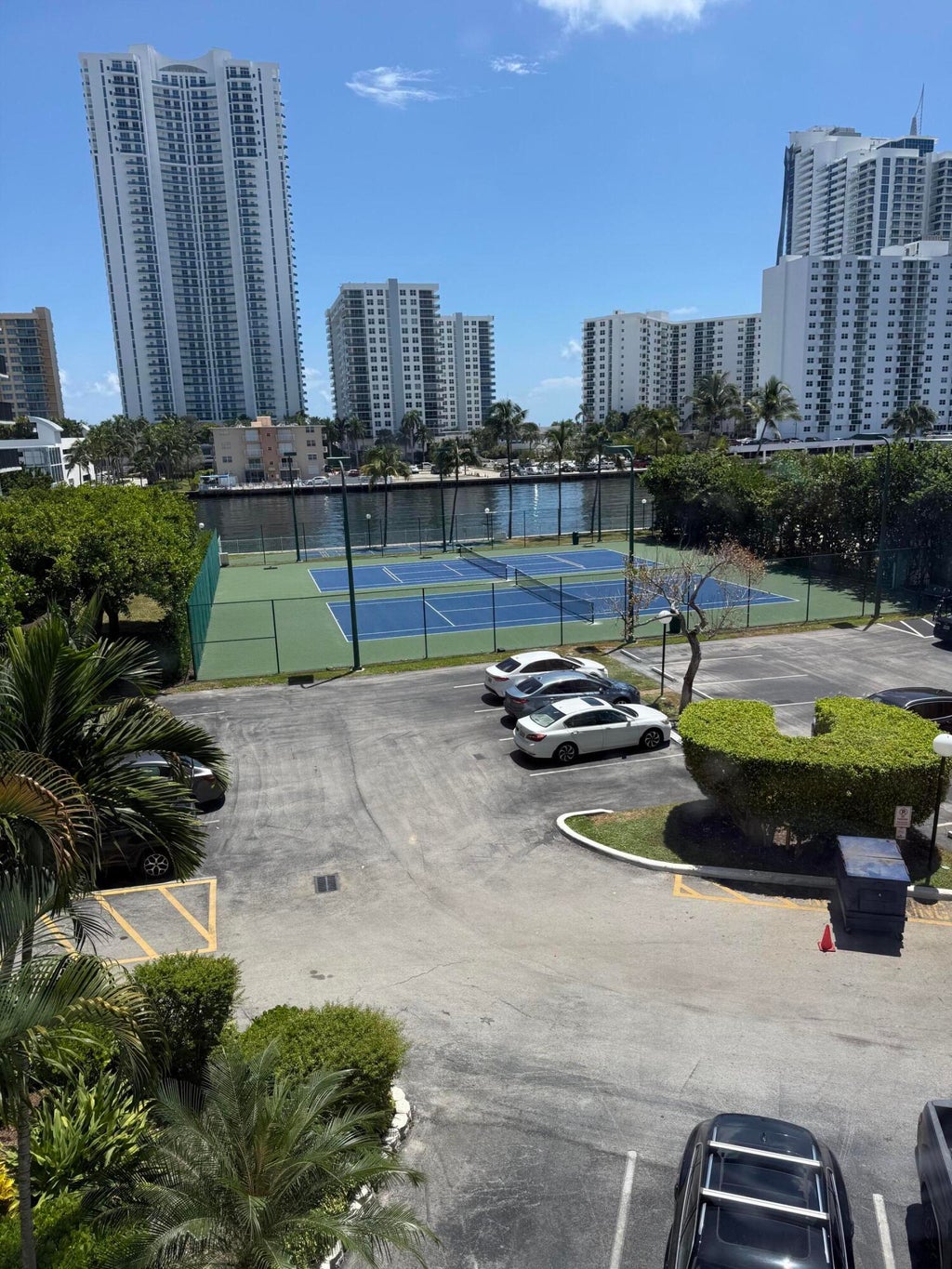 Photo of 1000 PARKVIEW Drive #424, Hallandale Beach, FL 33009 (MLS # B26071247)