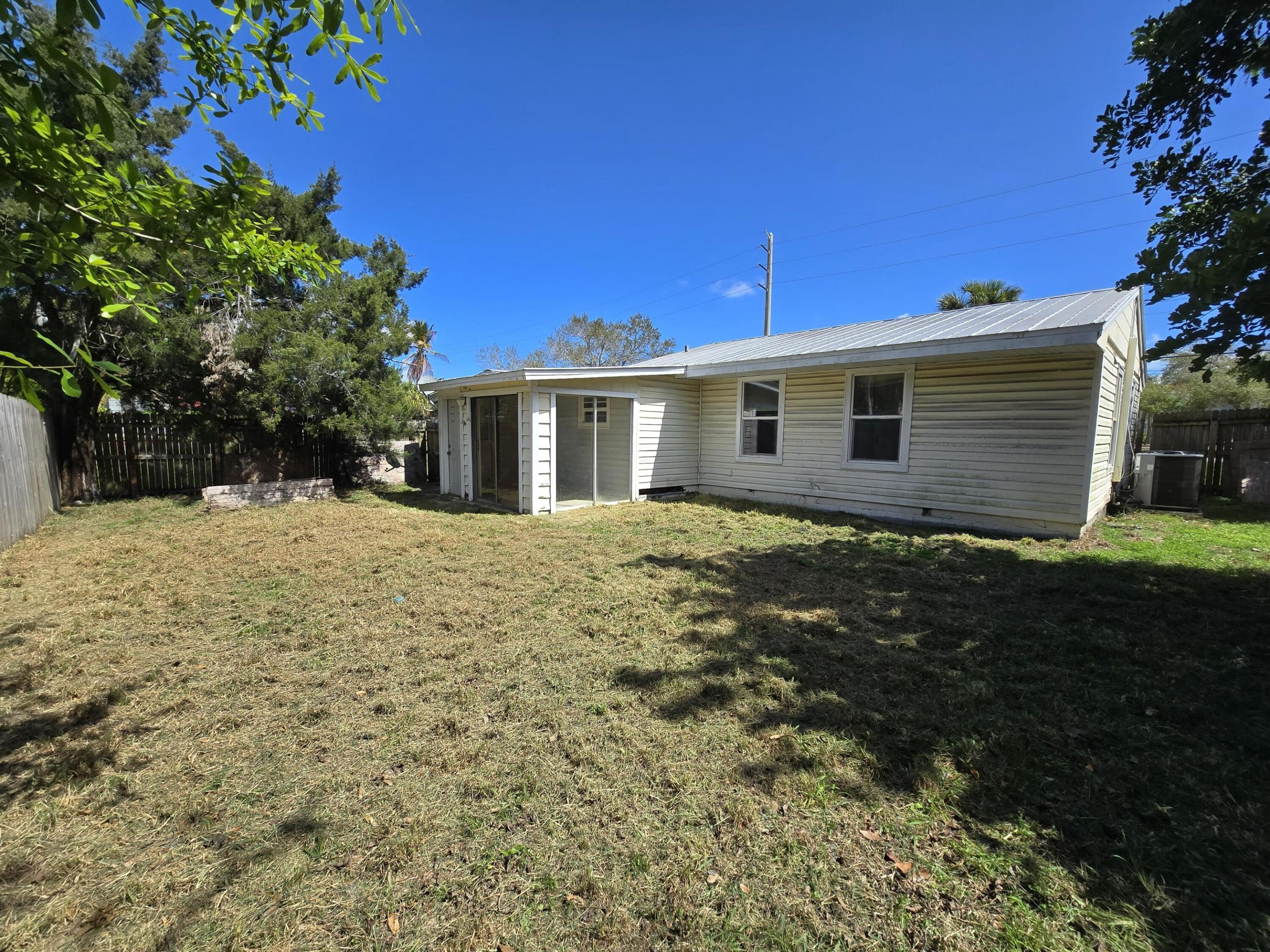 BESSEY'S 2ND ADDITION - Residential