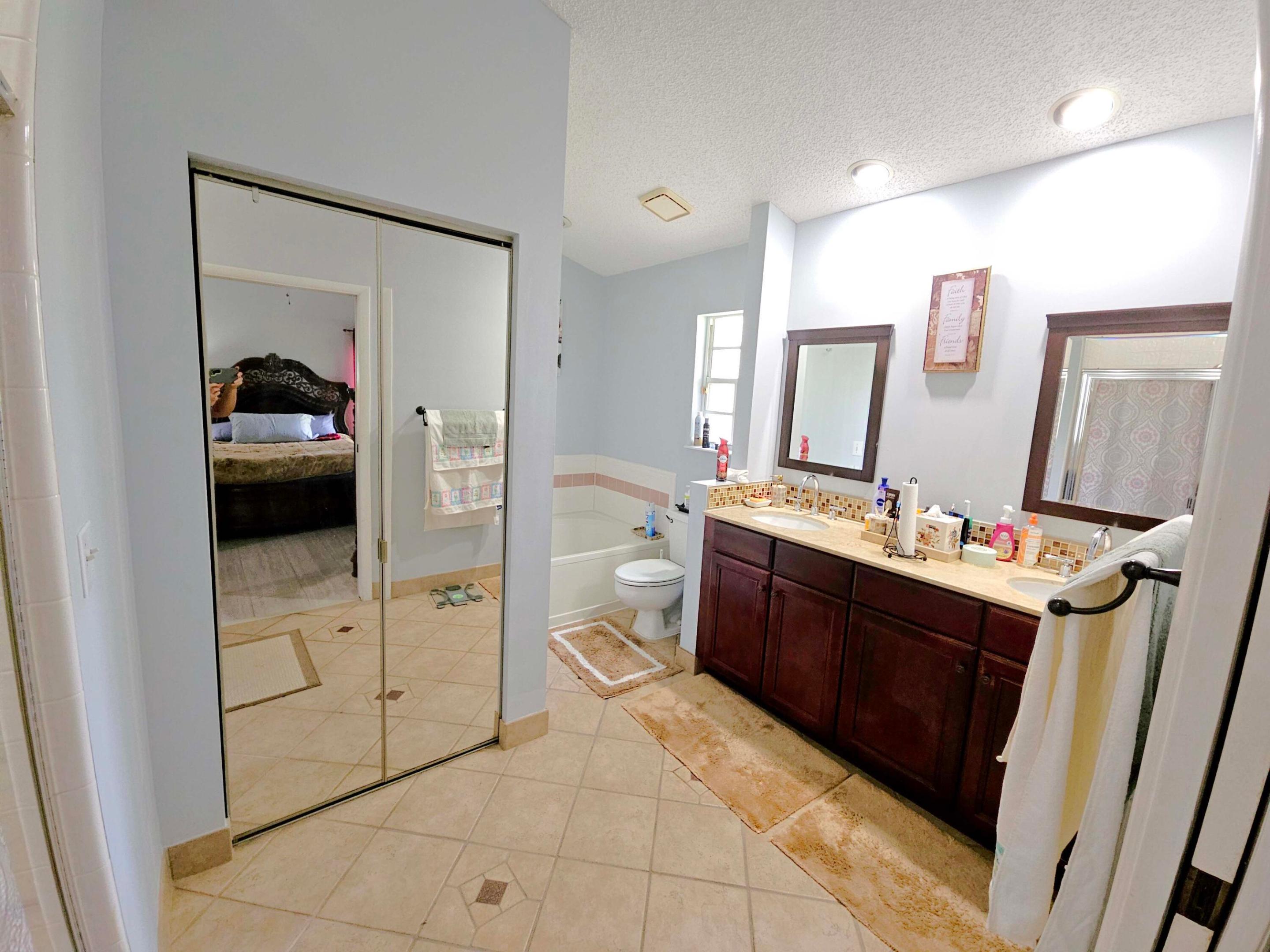 THE MEADOWS - Residential Lease