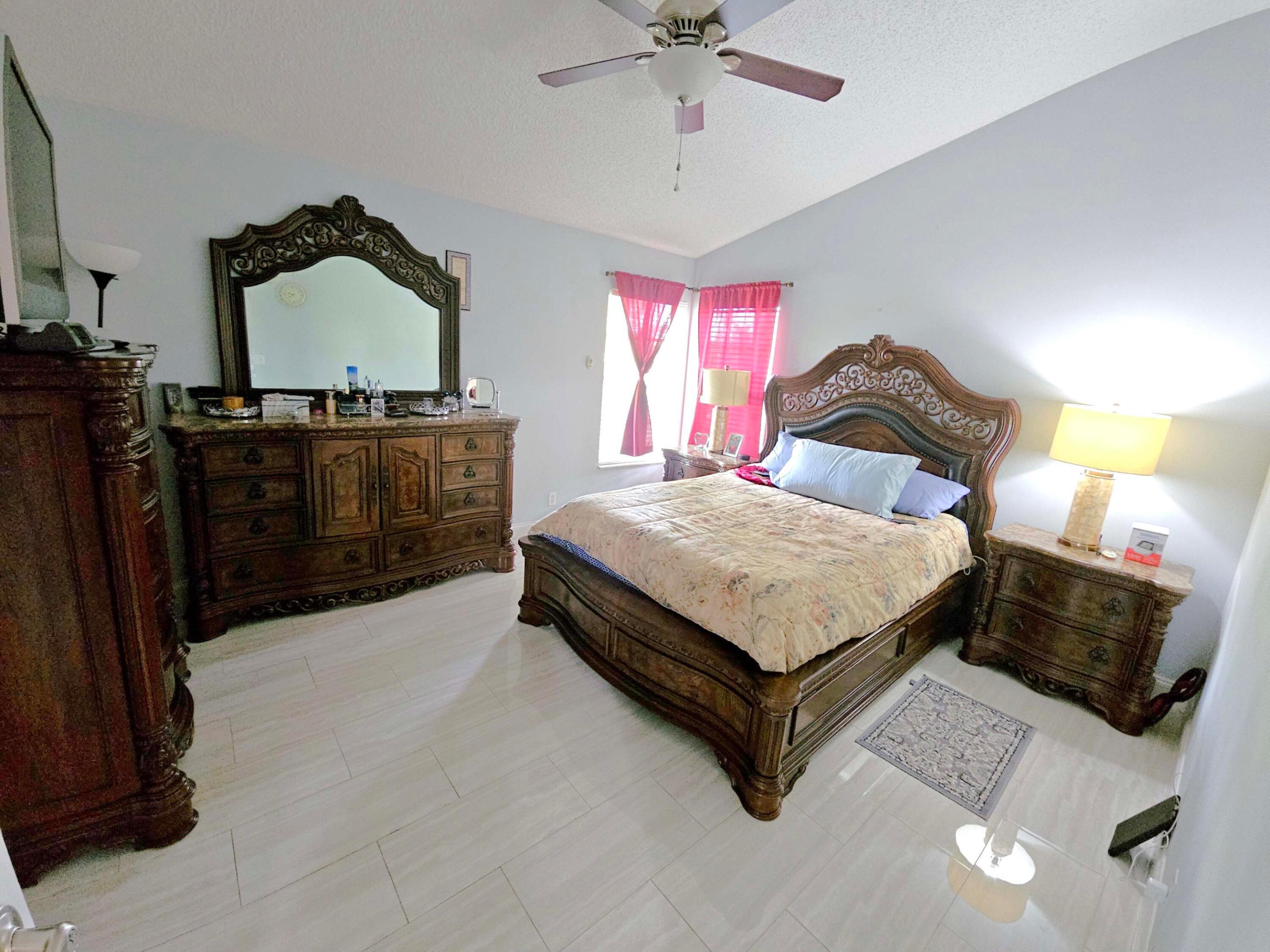 THE MEADOWS - Residential Lease