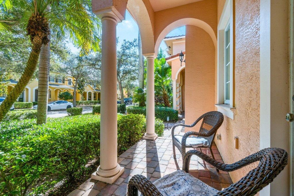 Photo of 132 Midleton Way, Jupiter, FL 33458 (MLS # R10934466)